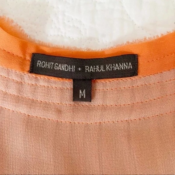 Anthropologie Santari Pleated Button Down embroidered peach Blouse size medium - Picture 5 of 15